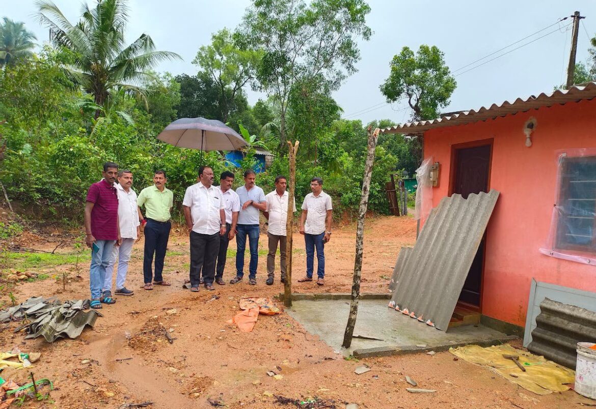 Perdoor Rain Damage – 03